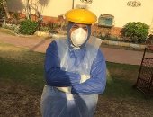 الجيش الأبيض.. مصطفى ممرض على خط مواجهة كورونا بمستشفى عزل أبو قير