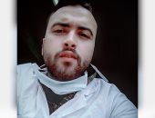 جيشنا الأبيض.. "عبده مصطفى" فنى تحاليل على خط مواجهة كورونا فى شربين