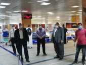 صور.. مطار الأقصر الدولى يستقبل رحلة تقل 151 من العالقين بالكويت