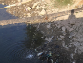 شكوى من تسريب مياه الشرب على كوبرى عزبة لهيطة بالشرقية