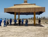 تنفيذ أكبر "برجولة" على شاطئ الفيروز بمدينة طور سيناء