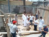 صور.. التصدى لمخالفات البناء فى 3 أحياء بالإسكندرية