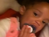 الواد دا جرحنى فى قلبى.. مبابى يرقص مع ابنه على أغنية حكيم.. فيديو وصور