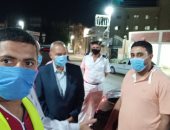 صور.. جولة مفاجئة لمحافظ القليوبية بشبين القناطر لمتابعة الالتزام بالحظر وأعمال النظافة