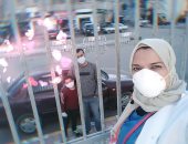 صور.. 100 يوم عمل لمديرة مستشفى العجمى بالإسكندرية بدون إجازة لعلاج المصابين