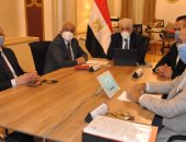 وزير التعليم يتابع تنفيذ الإجراءات الاحترازية لامتحانات الثانوية العامة