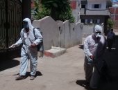 صور.. رش وتطهير الشوارع والمنشآت بمدن البحيرة لمواجهة كورونا