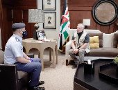 عاهل الأردن يُشيد بتفوق ضابط ونيله المركز الأول بدورة عسكرية بأمريكا