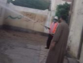 رش وتطهير لجان امتحانات الثانوية العامة بالحسينية.. صور