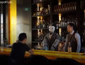  مطعم كورى يوظف روبوت يلهو مع الزبائن للترفيه خلال الطلبات.. فيديو