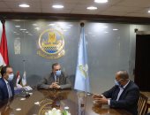 محافظ كفر الشيخ يبحث سبل بناء وتطوير أنظمة الإدارة الذكية