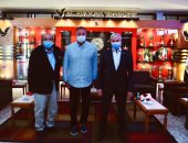 محمود الخطيب يستقبل رئيس المقاولون العرب في الأهلي 