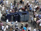 محمد مرسى رئيس الجماعة والعشيرة.. مسيرة فشل قاد فيها المعزول مصر طوال عام حكمه.. أوقع البلاد فى أزمات عديدة..وأصبح أداة يحركها مكتب الإرشاد لخدمة مصالحه.. وخبير: لو استمر حكم الإخوان لتحولت مصر لدولة صراع طوائف