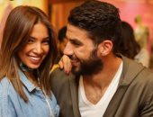 شريف إكرامي محتفلاً بعيد ميلاد زوجته: "بتستحملني وانا بفتى"