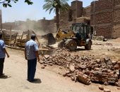 محافظ أسيوط: إزالة 22 مخالفة بناء وتعديات خلال يوم واحد بحى شرق ومنفلوط