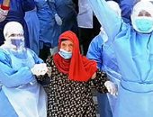 "كبار السن يقهرون كورونا".. خروج أكبر معمر 93 سنة من مستشفى كفر الدوار.. وشفاء الحاجة حبيبة 90 عاما بمستشفى قها.. وزغاريد بمستشفى الحجر الصحى فى الشرقية بعد شفاء الحاجة فتحية 96 سنة.. صور