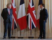 رئيس فرنسا يزور بريطانيا ويلتقى جونسون .. "السلامات من بعيد لبعيد"