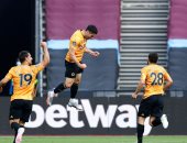 وولفرهامبتون يتخطى وست هام يونايتد بثنائية فى الدوري الإنجليزي.. فيديو