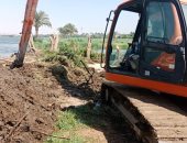 الرى تزيل أكبر حالة تعدى على جزيرة نيلية فى منيل شيحة.. صور وفيديو