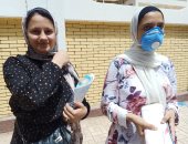 سعادة الطلاب لسهولة العربى.. طالب بالمنوفية: الامتحان فى مستوى الطالب المتوسط .. وطالبة: الأسئلة مباشرة.. وطالب من القليوبية: النحو والبلاغة "صعبين شوية".. وتحذيرات من تجمعات أولياء الأمور بالغربية.. صور