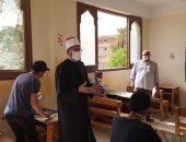 صور.. وكيل الأزهر يتفقد لجان امتحانات الثانوية الأزهرية بالعبور