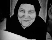 أبيض وأسود.. "ندى" تشارك بلوحات تبرز موهبتها فى الرسم