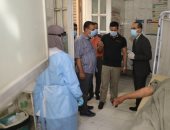 نائب محافظ سوهاج يتفقد مستشفى أخميم المركزى