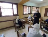 صور.. وكيل الأزهر لطلاب الثانوية: أنتم دفعة استثنائية وسنراعيكم فى التصحيح