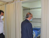 رئيس جامعة الزقازيق يتفقد مستشفى القلب والصدر استعدادا لاستخدامها فى عزل حالات كورونا