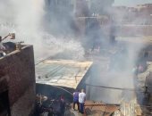 رئيس مدينة مشتول السوق يتفقد موقع حريق مصنع ويطمئن على المصابين الأربعة