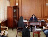 صور.. نائب محافظ قنا : حريصون على بحث جميع مشكلات المواطنين