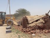 مدينة القرنة تعلن تنفيذ 5 قرارات إزالة تعديات بالأراضى الزراعية وأملاك الدولة