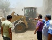 محافظ أسيوط: إزالة 15 حالة تعدى على أراضى زراعية وأملاك دولة بأبوتيج