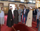 محافظ الدقهلية يتفقد مسجد النصر بالمنصورة: هنيئا للجميع العودة لبيوت الله