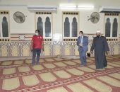 حملة لتعقيم المساجد وكنيسة العذراء استعدادًا لفتحها السبت القادم (صور) 