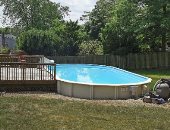 مصرع أفراد عائلة كاملة غرقا فى حمام سباحة بعد فشلهم فى إنقاذ طفل بنيوجيرسى