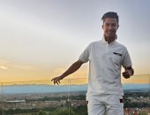 كريستيانو رونالدو يستمع بلحظات غروب الشمس في تورينو × صورة 