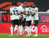 بشكتاش يقهر قونيا سبور بثلاثية فى الدوري التركي بمشاركة الننى