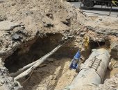 إصلاح كسر ماسورتين لمياه الشرب غرب الإسكندرية