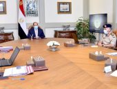 السيسى يستعرض جهود الهيئة الهندسية ويوجه بتوفير الخدمات للمواطنين على الطرق