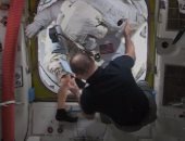 فيديو.. رواد فضاء يثبتون بطارية ليثيوم جديدة لمحطة الفضاء الدولية