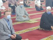 أول صلاة بمسجد أبو العباس بالإسكندرية وسط إجراءات احترازية بعد رفع الحظر..صور