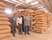محافظ أسيوط :27 صومعة ومركز تجميع استقبلت 179 الف و978 طن قمح حتى اليوم