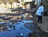 صور.. مياه المجارى تحاصر منازل قرية السيالة بدمياط
