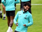 صور.. العالم هذا المساء.. مراكز الاقتراع فى بولندا تفتح أبوابها أمام الناخبين للتصويت بانتخابات الرئاسية.. الفرنسيون يختارون عمدة باريس فى انتخابات البلدية.. والابتسامة تزين وجه محمد صلاح ونجوم ليفربول