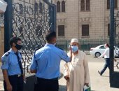الجامع الأزهر يستقبل المصلين مع التطبيق التام لجميع الإجراءات الاحترازية.. صور