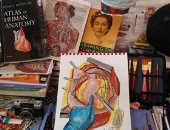 "أشرف" طالب بطب بيطرى كفر الشيخ يشارك برسومات تحاكى الأطلس الطبى