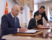  وزير خارجية اليونان من تونس: حل الأزمة الليبية يأتى من الليبين أنفسهم 