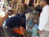 تحرير 18 محضرا ورفع 38 حالة إشغال طريق بمدينة فاقوس بالشرقية