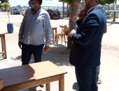 نائب محافظ دمياط يتفقد المقاهى والمطاعم لمتابعة الإجراءات الوقائية بفارسكور